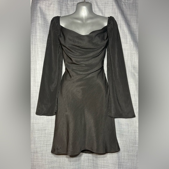Fashion Nova Black Long Sleeve Mini Dress Size Small - Picture 1 of 4